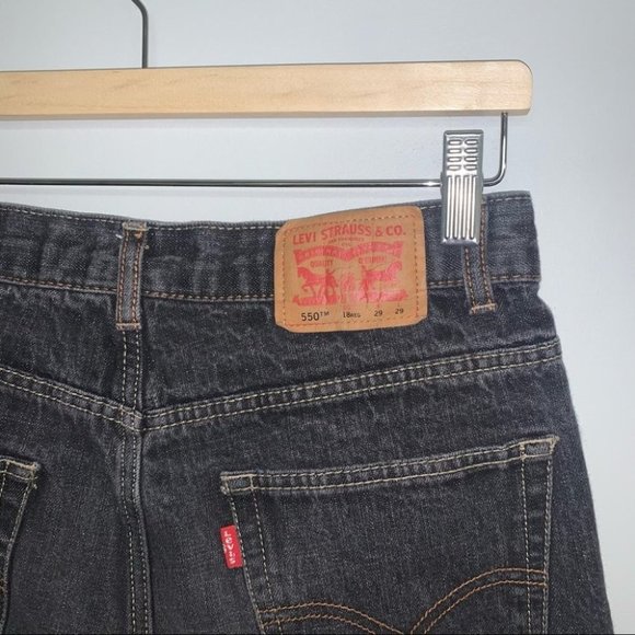 Levi’s 550 Cutoff Denim Shorts Black Faded  High Waisted Relaxed Women’s Size 29 - Picture 6 of 7